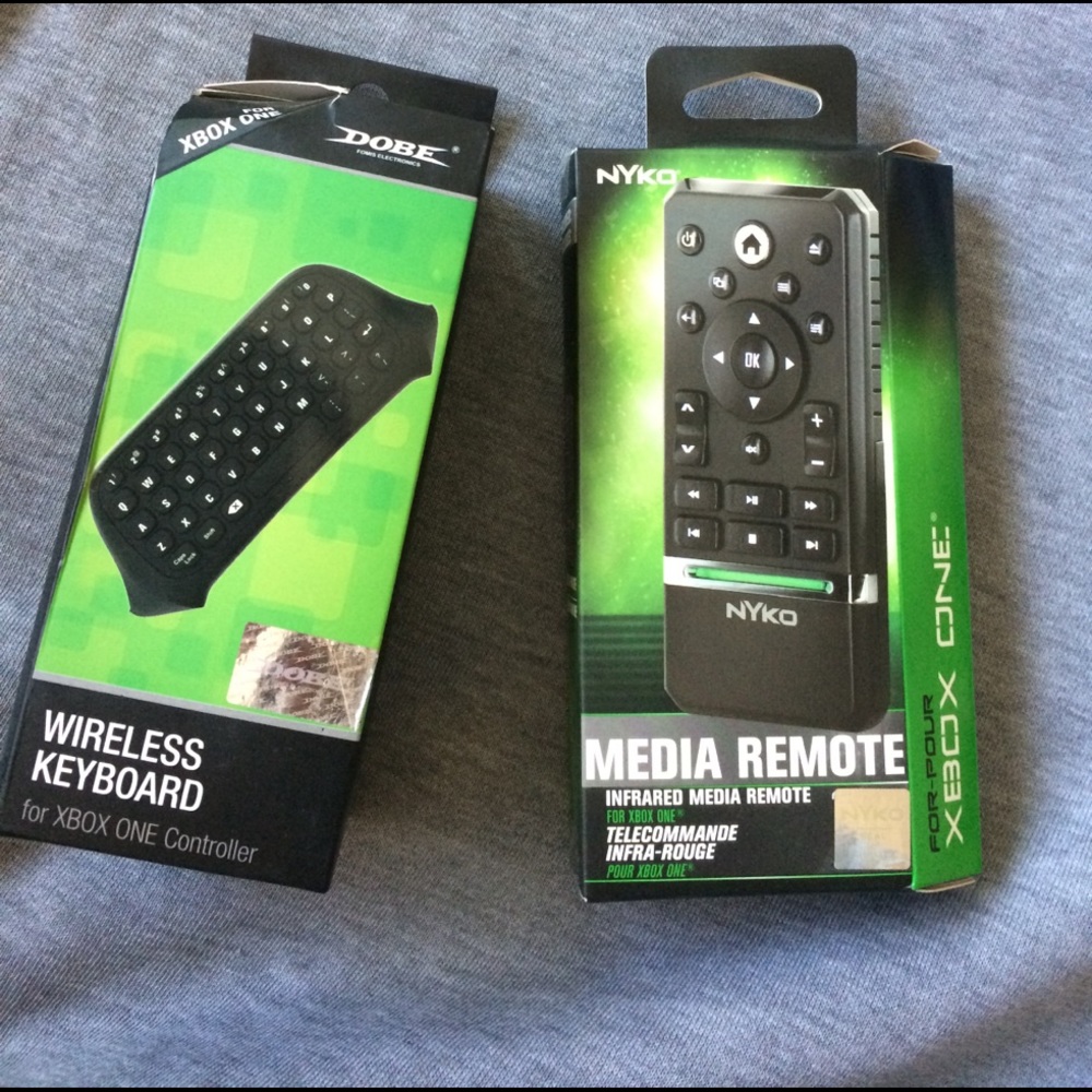 XBOX ONE Wireless Keyboard and Media Remote
