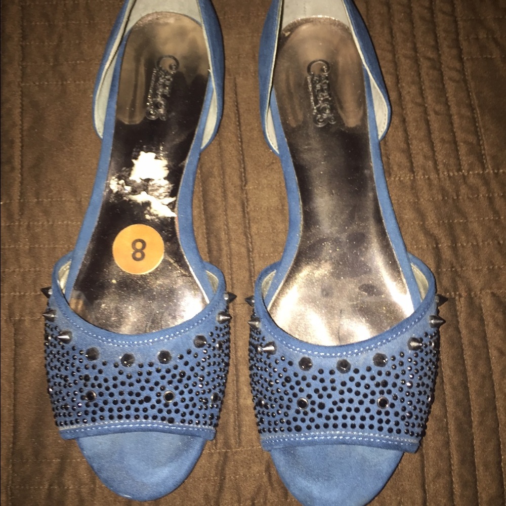 Carlos Santana Paige studded flats size 8 Like New
