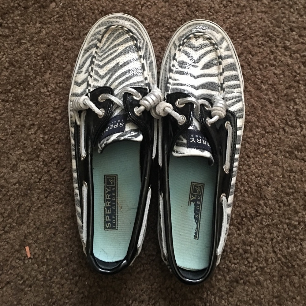 Zebra Sperrys!
