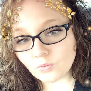 Meet your Posher, Cortney