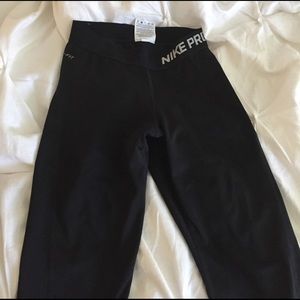 Nike pro dri-fit crops