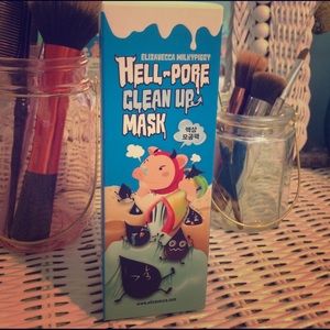 Hell-Pore Clean Up Mask