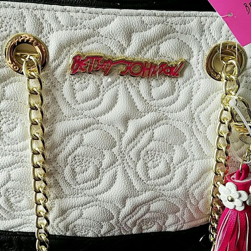 🚨SOLD🚨NWT- BETSEY JOHNSON FLORAL DESIGN! - Picture 3 of 8