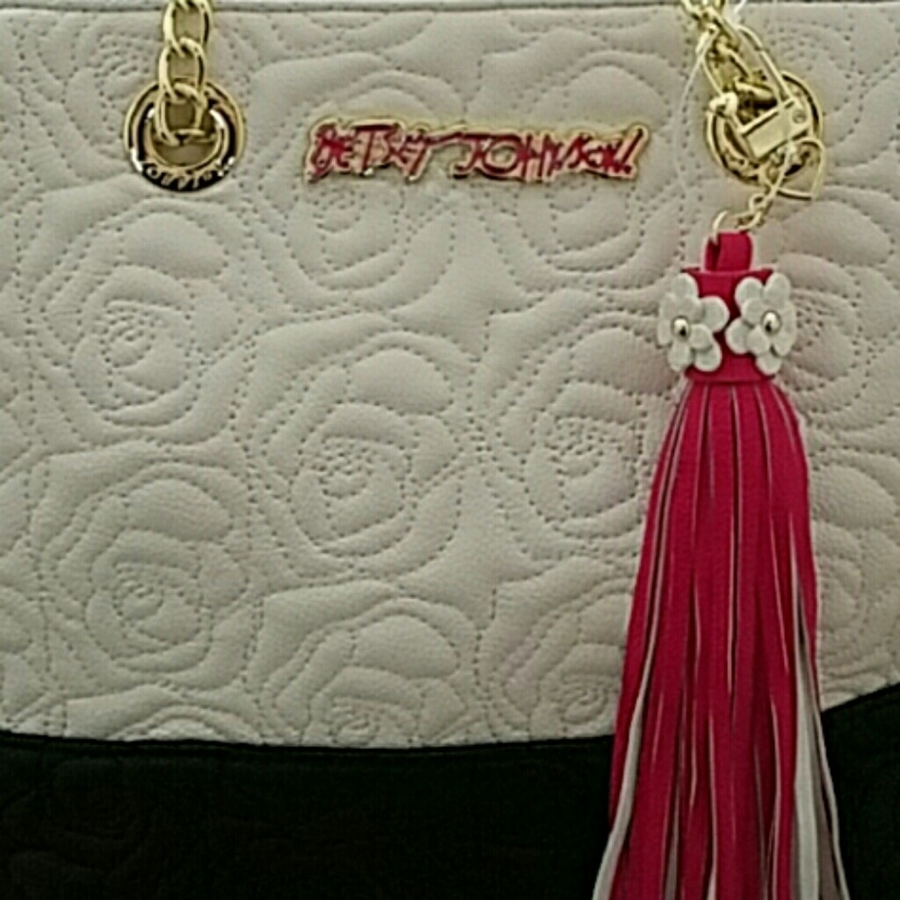 🚨SOLD🚨NWT- BETSEY JOHNSON FLORAL DESIGN! - Picture 8 of 8