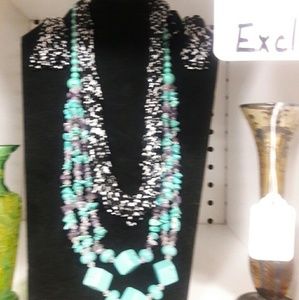 Vintage black /white glass multi strand set