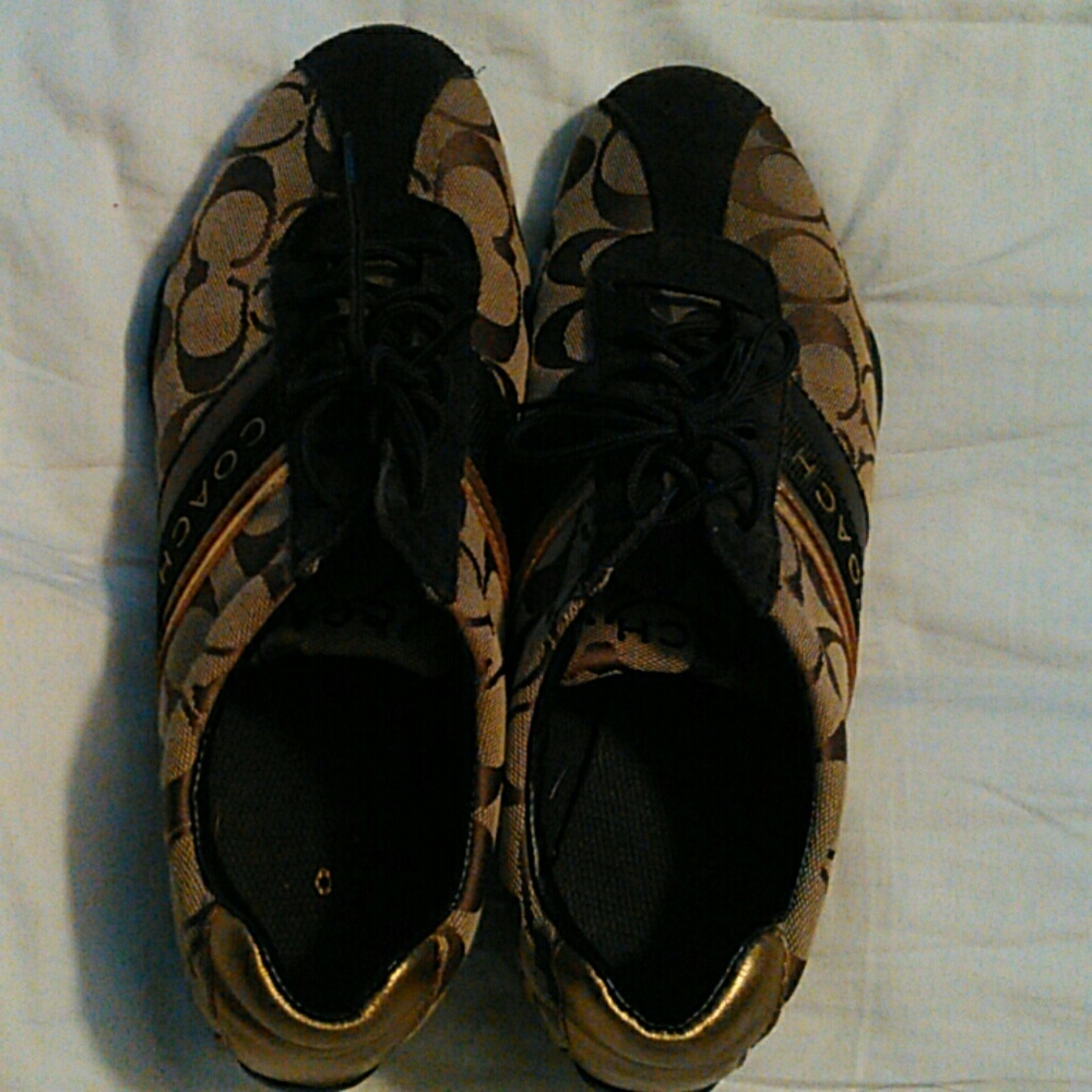 Coach tennis shoes. Final drop