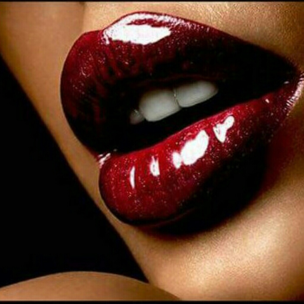 Meet your Posher, Kendra