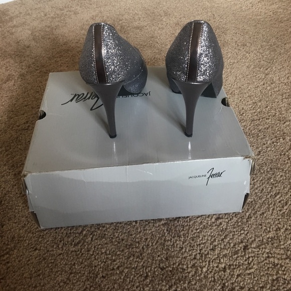 Heels - Picture 2 of 3