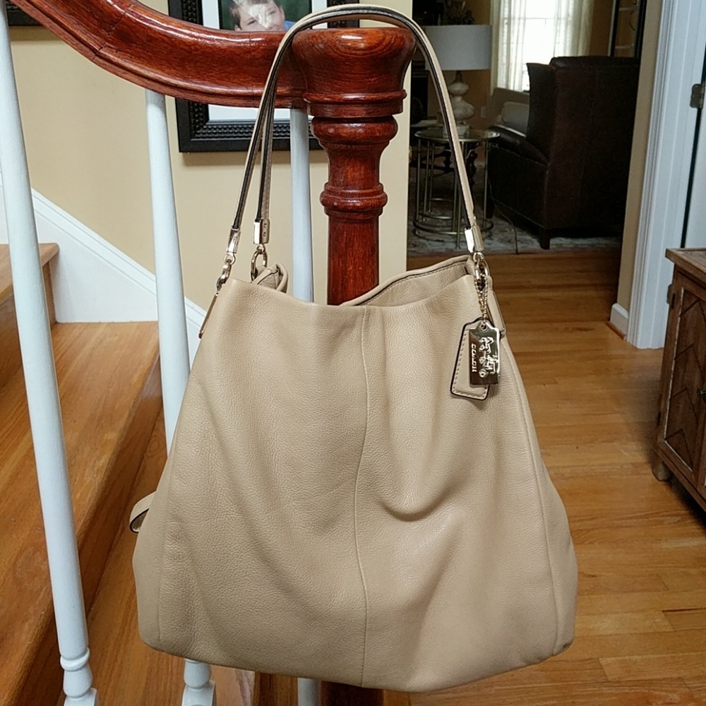 Coach Madison Phoebe Shoulder Bag
