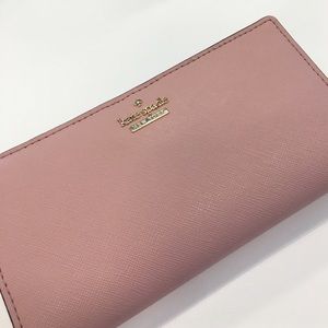 Kate Spade Cameron Street Stacy wallet!