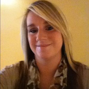 Meet your Posher, Brooke