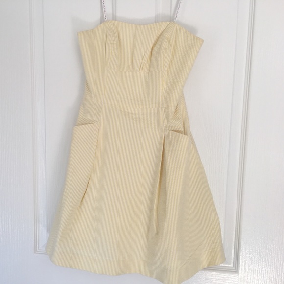 Lilly Pulitzer Dresses & Skirts - Yellow Seersucker Lilly Pulitzer Dress