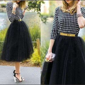 Black tulle skirt size L. NWT!