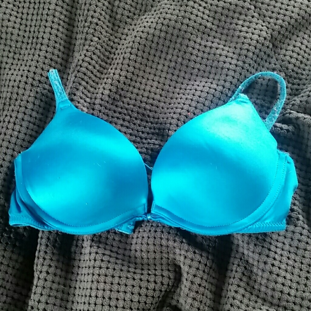 Victorias Secret Pink Ultimate push up bra