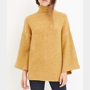 Mustard turtleneck