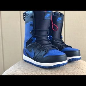 MUST SELL!  O.B.O New Nike SB Vapen Snow Boots