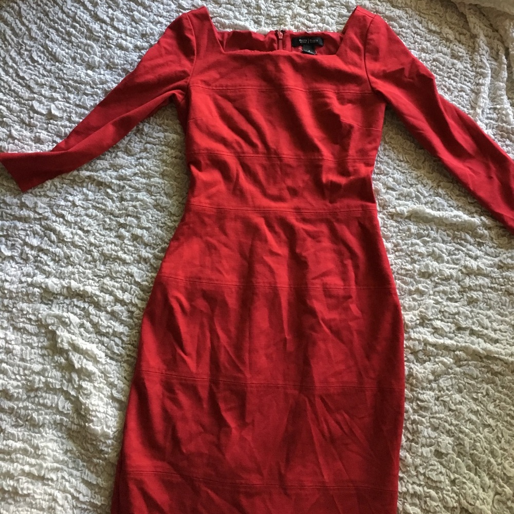 Quarter sleeve red dress