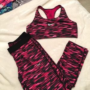 Nike bundle in awesome condition