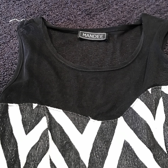 MANDEE Chevron Pattern Peplum Top - Picture 3 of 8