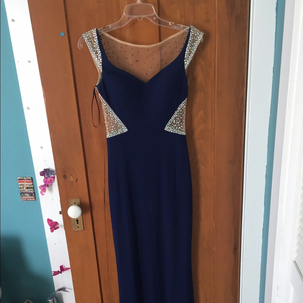Prom Dress!! - Picture 4 of 5