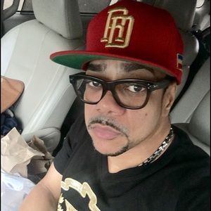 Meet your Posher, Cesar