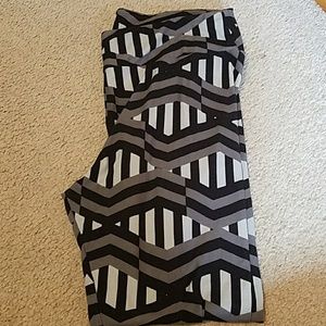 Lularoe TC Leggings