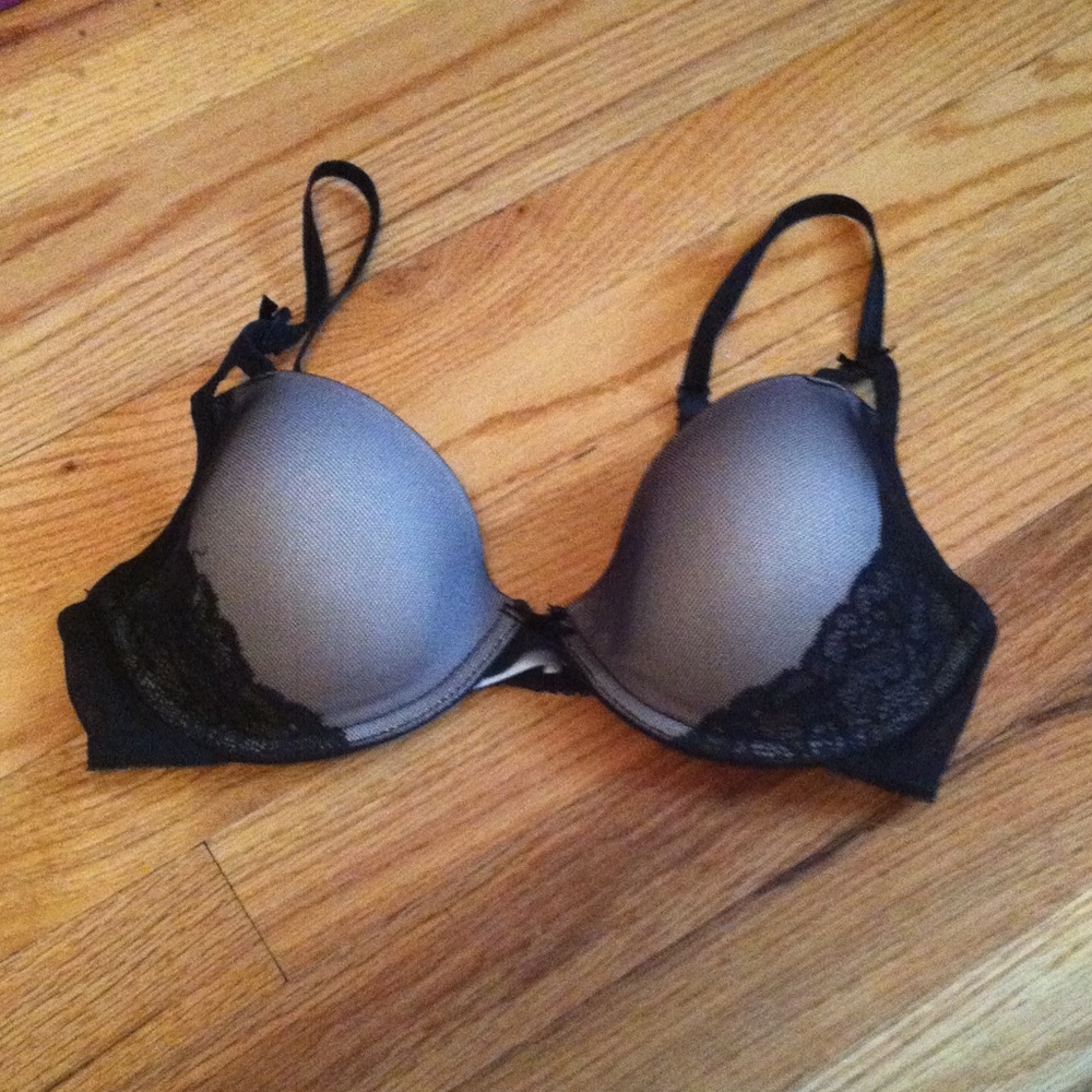 🚫TRADED🚫Black and nude lace Gilligan Omalley bra