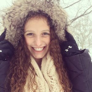 Meet your Posher, Julia