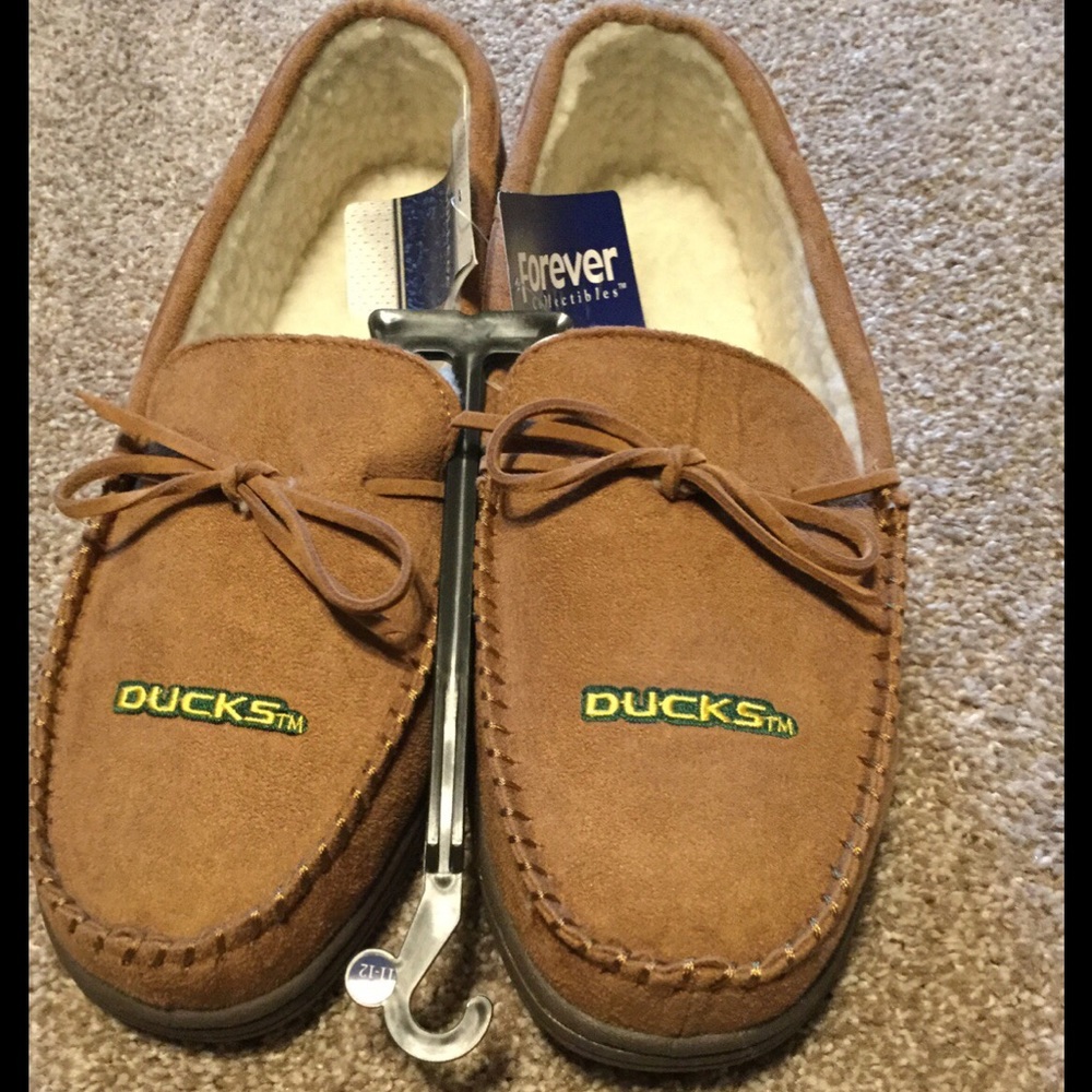 New men's Oregon Ducks slippers