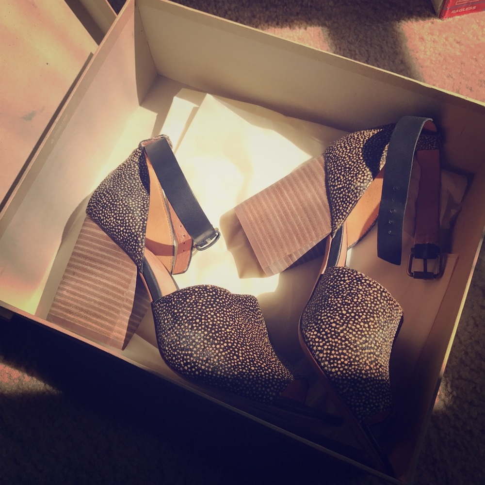 NWT Madewell The Alena Sandal in Dotted Calf Hair