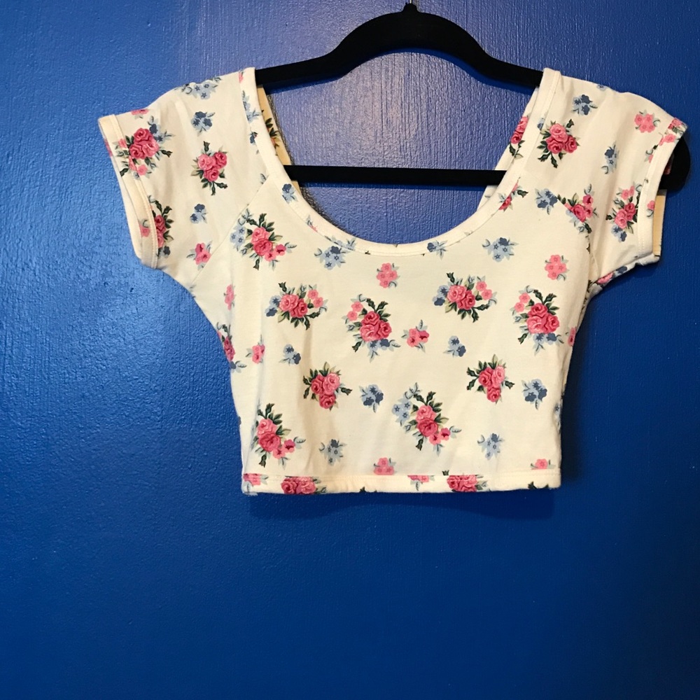 Crop top, floral design