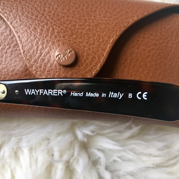 Original RayBan Wayfarer Sunglasses in Tortoise