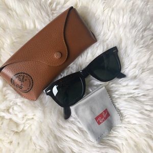 Original RayBan Wayfarer Sunglasses in Tortoise