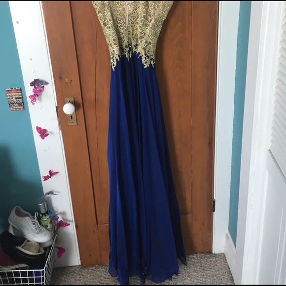Prom Dress!! - Picture 2 of 3