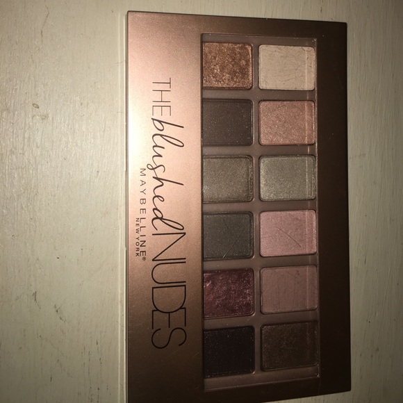 Drugstore makeup!! - Picture 4 of 6