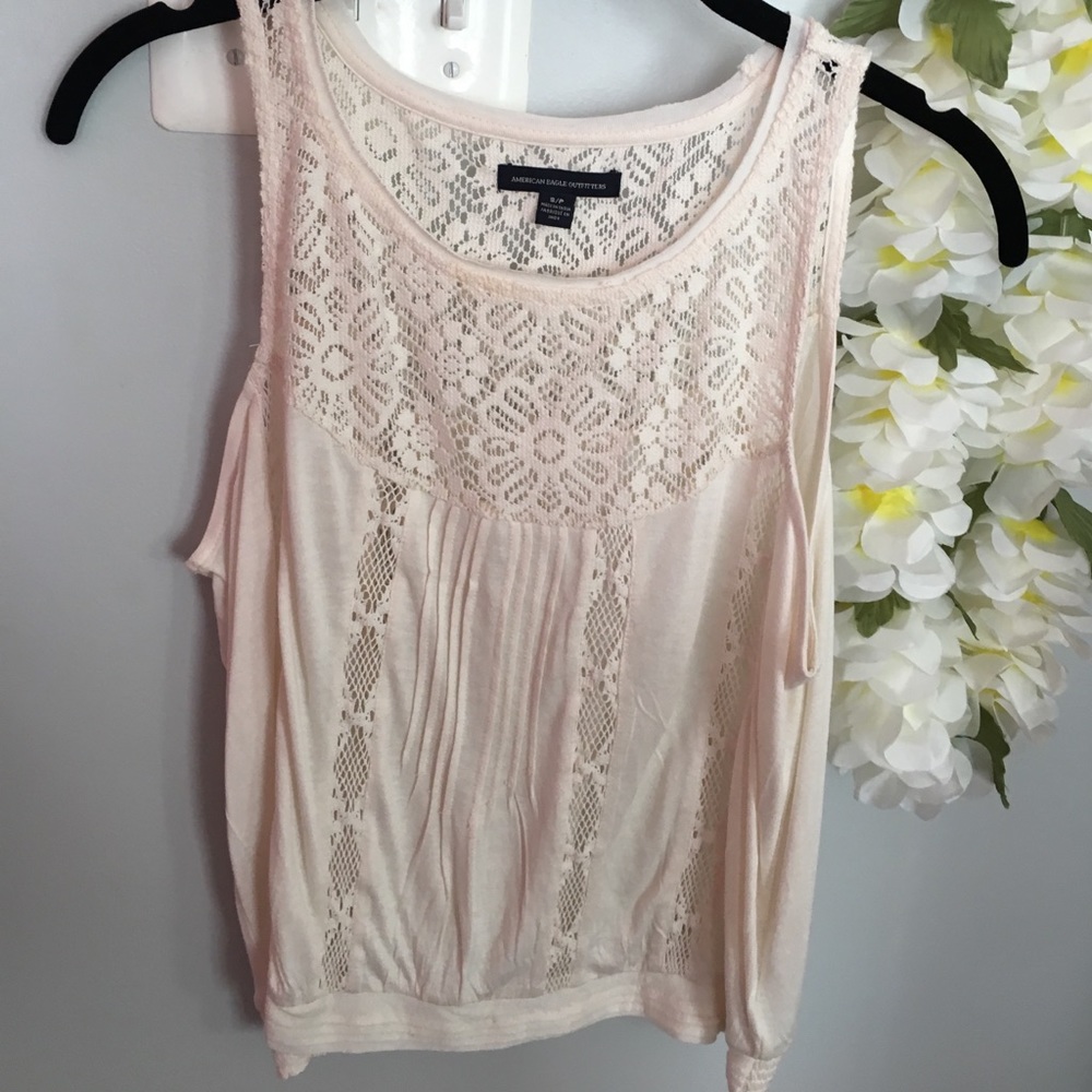 Pretty cream lace tank/top