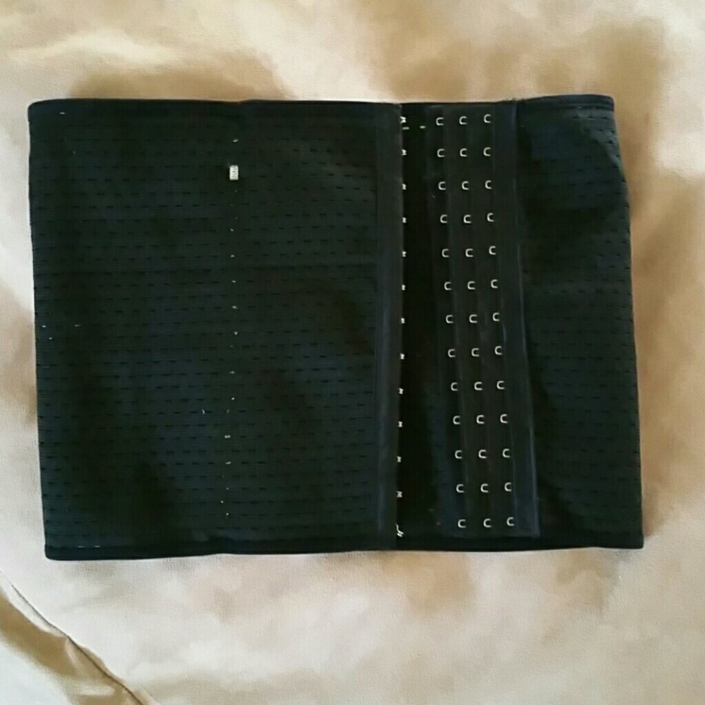 Waist trainer