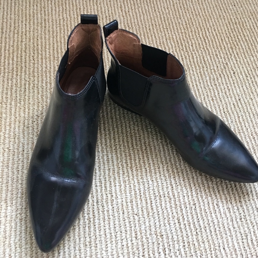 Madewell Chelsea Booties