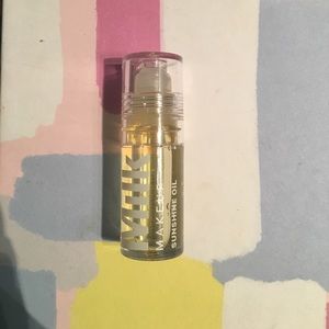Milk Makeup sunshine oil