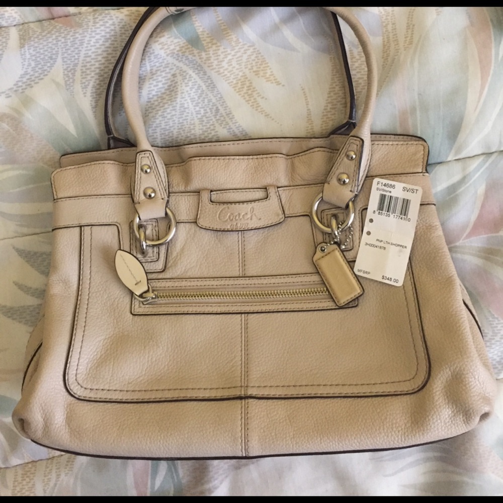 $348 NWT COACH Beige Stone Leather Shopper Handbag