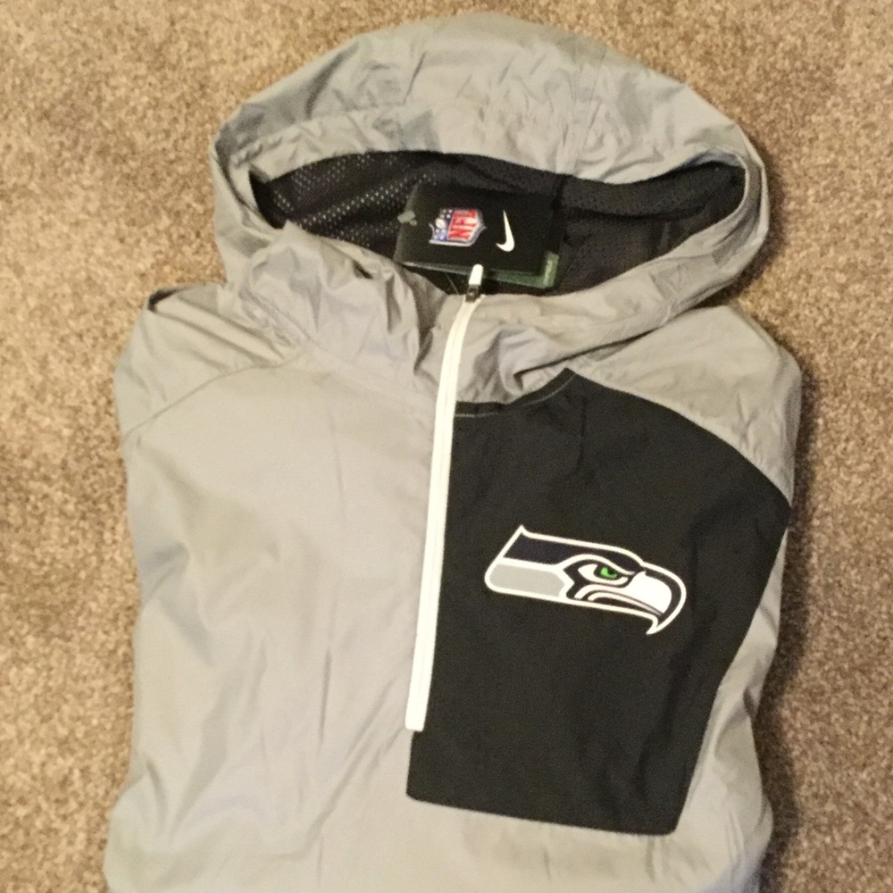 New(price drop)Seahawk rain type jacket