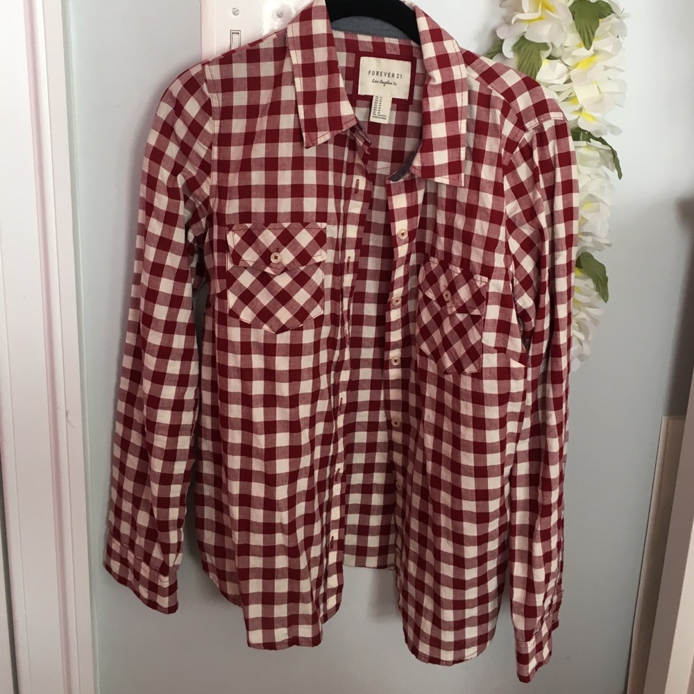 Thin long sleeve red and white checkered flannel