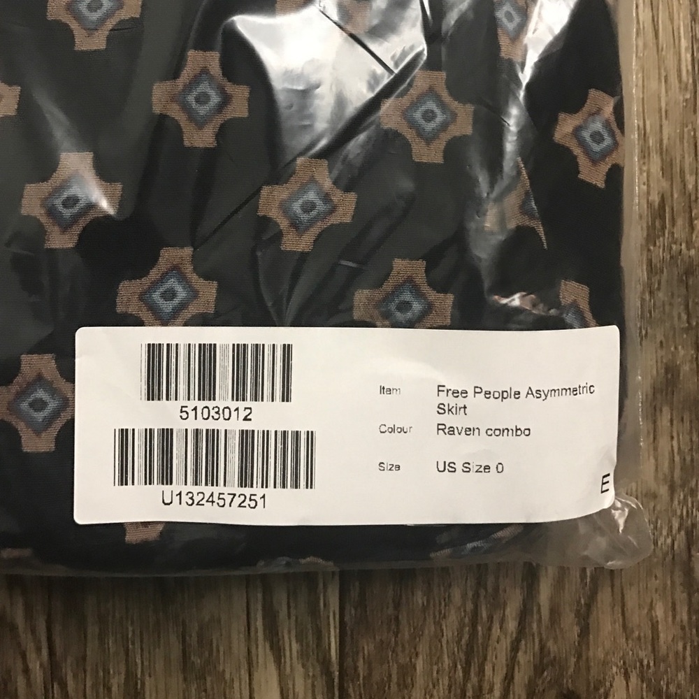 Free People Asymmetric Skirt NWT - Picture 6 of 7