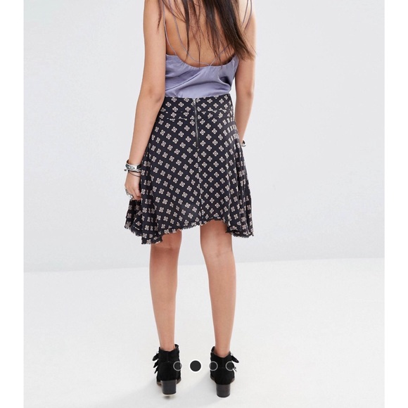 Free People Asymmetric Skirt NWT - Picture 3 of 7