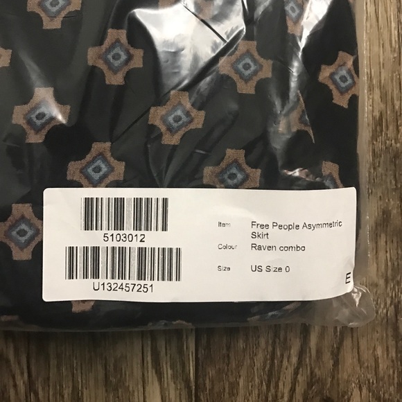 Free People Asymmetric Skirt NWT - Picture 6 of 7