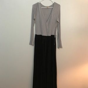 Long sleeve jersey gray and black maxi dress
