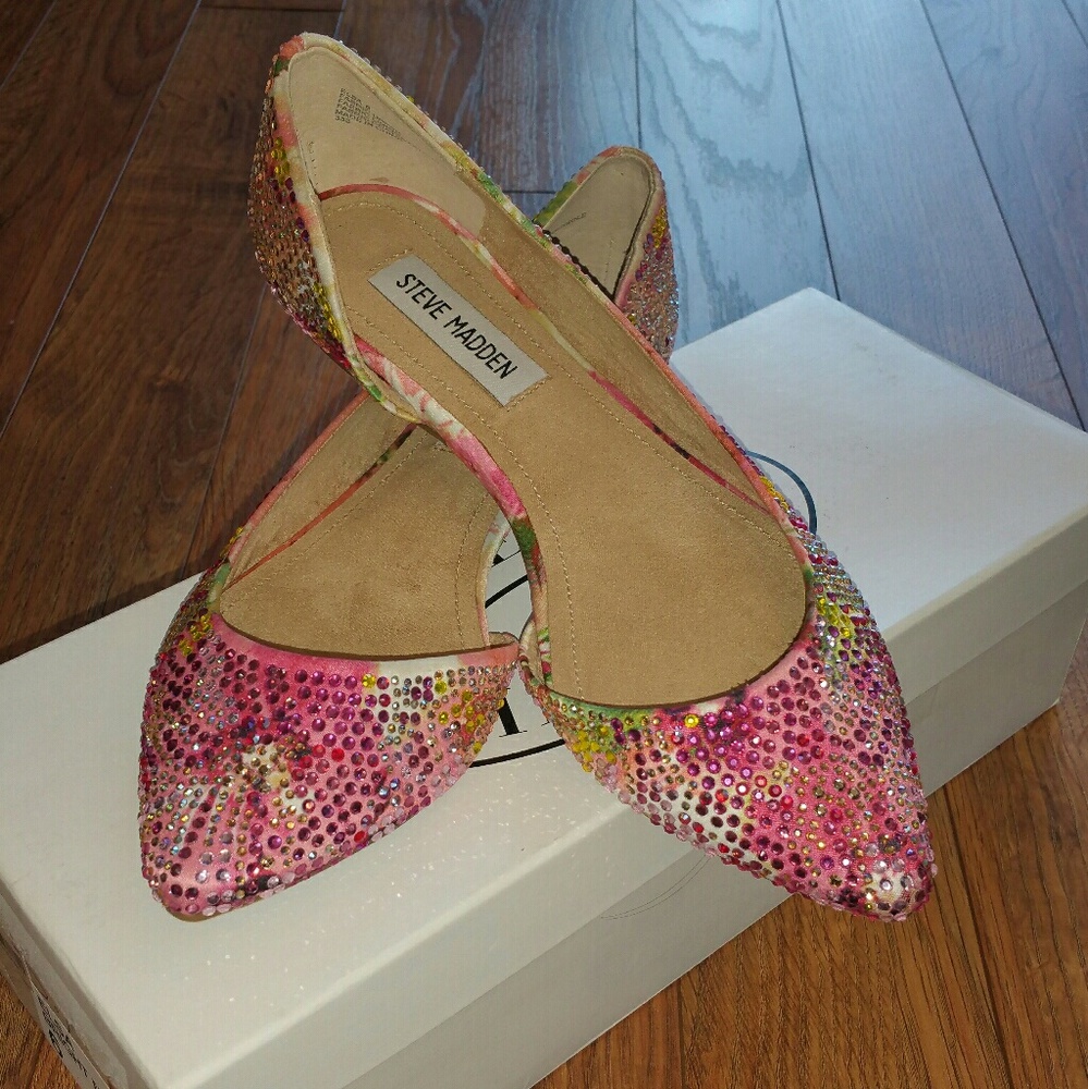 STEVE MADDEN  NIB Elsa Bright Multi-colored Flat