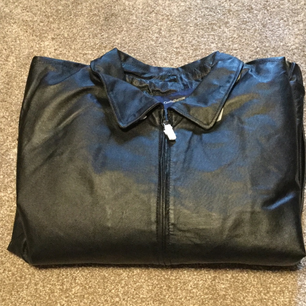 New men's leather jacket