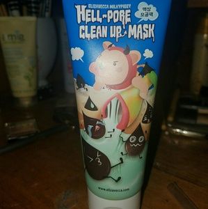 Elizavecca Milkypiggy Hell-Pore Clean Up Mask