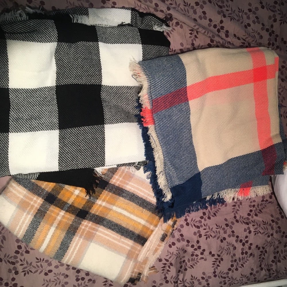 Super cozy scarf bundle